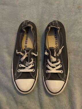 Woman’s converse shoes